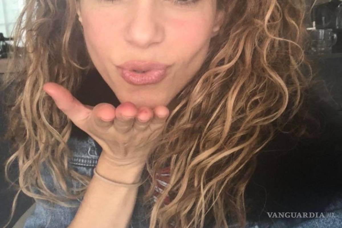 ¿Ya escuchaste a Shakira cantando un tema de Jorge Negrete?