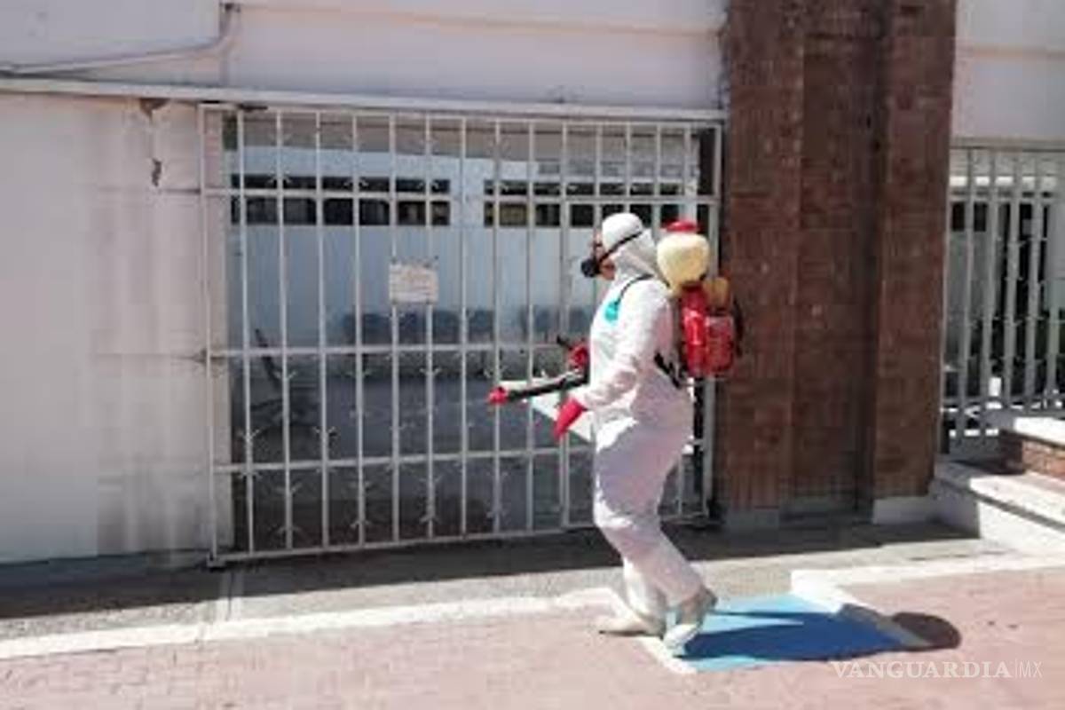 Ayuntamiento de Torreón sigue con sanitización de espacios culturales e históricos del municipio