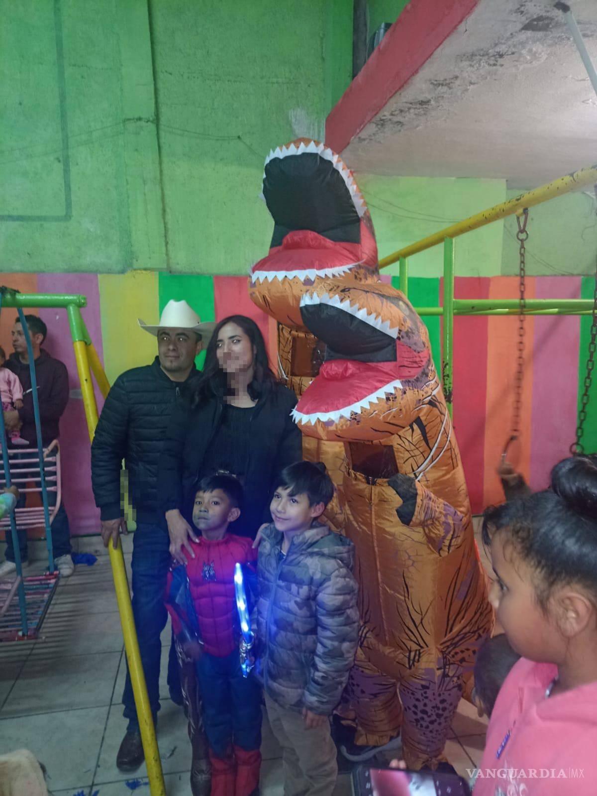 $!La personas asistieron a la fiesta de Santiago en Saltillo luego de ver la publicación en Facebook.