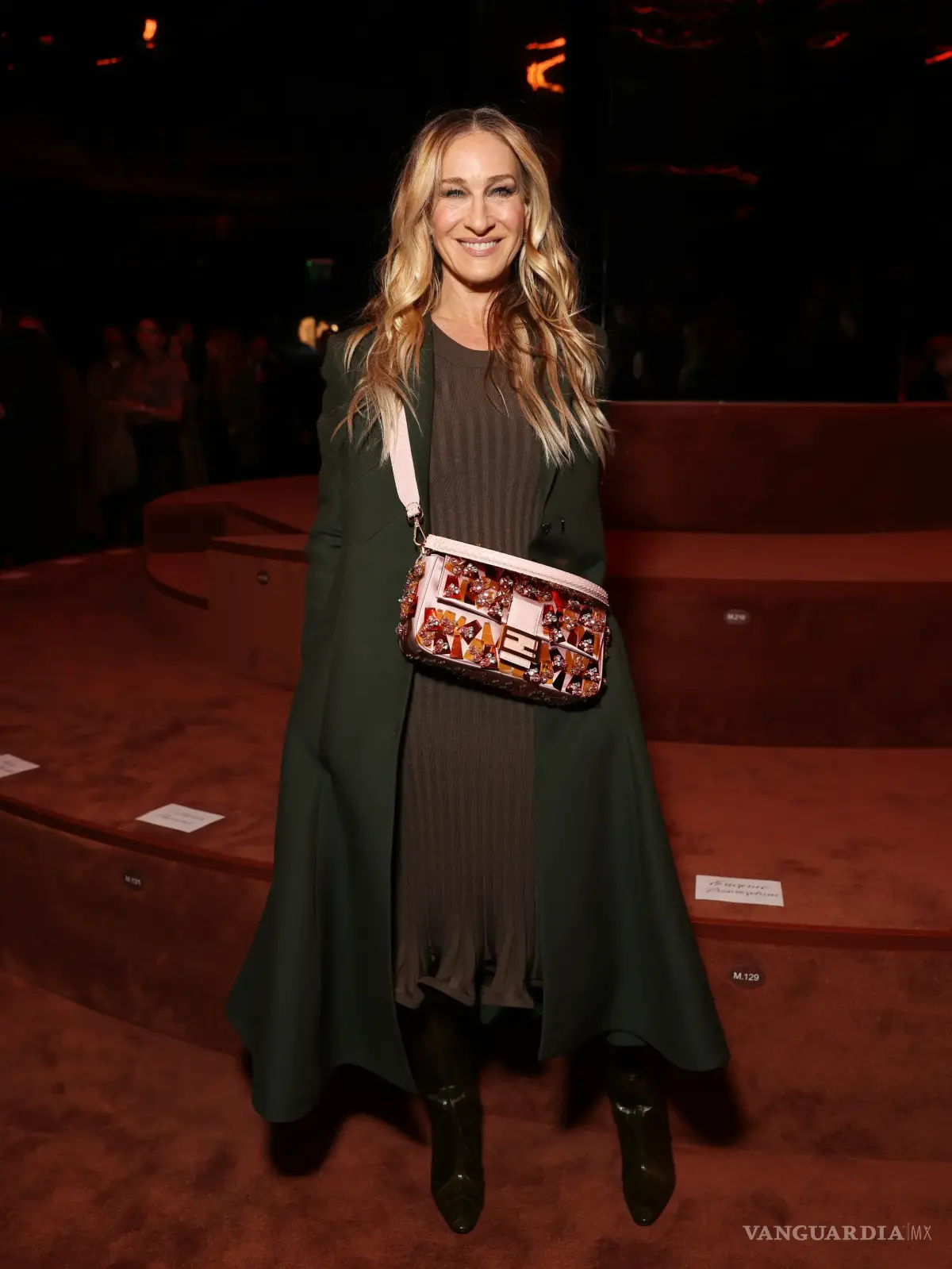 $!¡Una de las favoritas! ‘Brilla’ Sarah Jessica Parker como un ícono de la moda