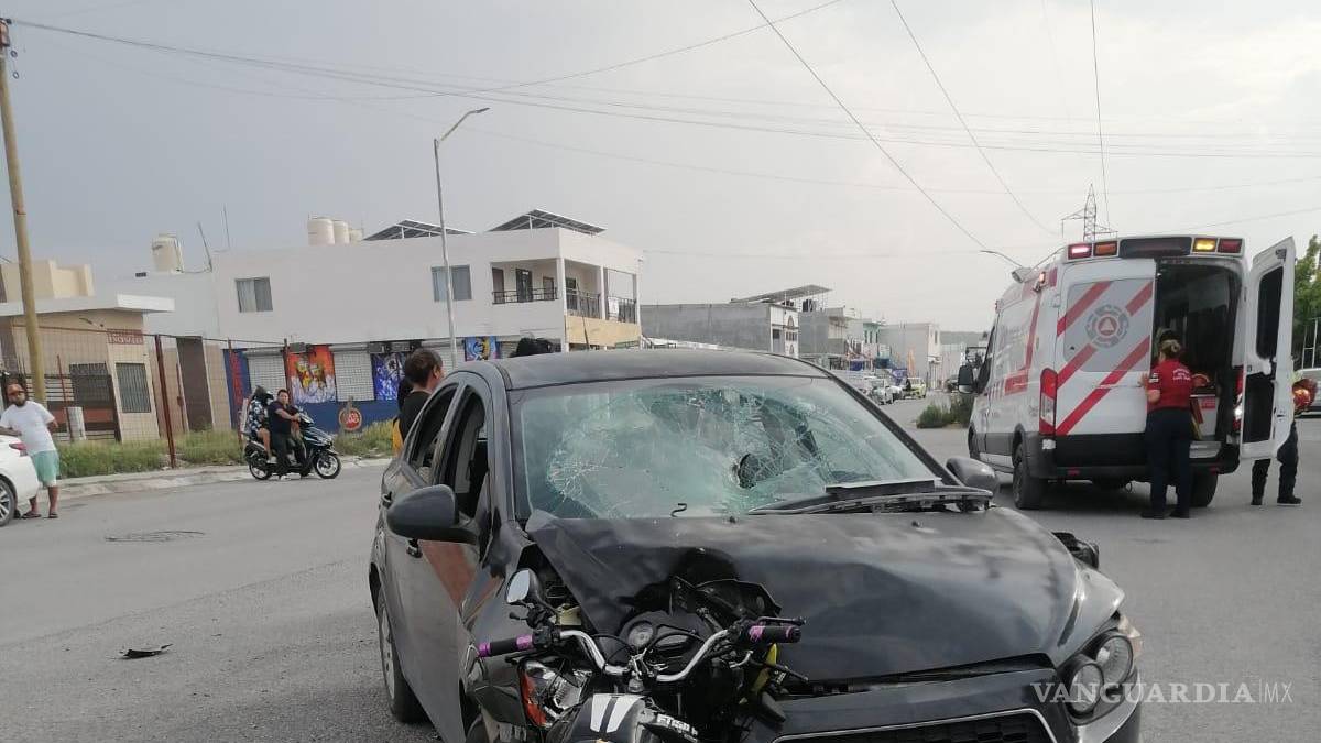 Motociclista resulta lesionado tras accidente vial, en Saltillo