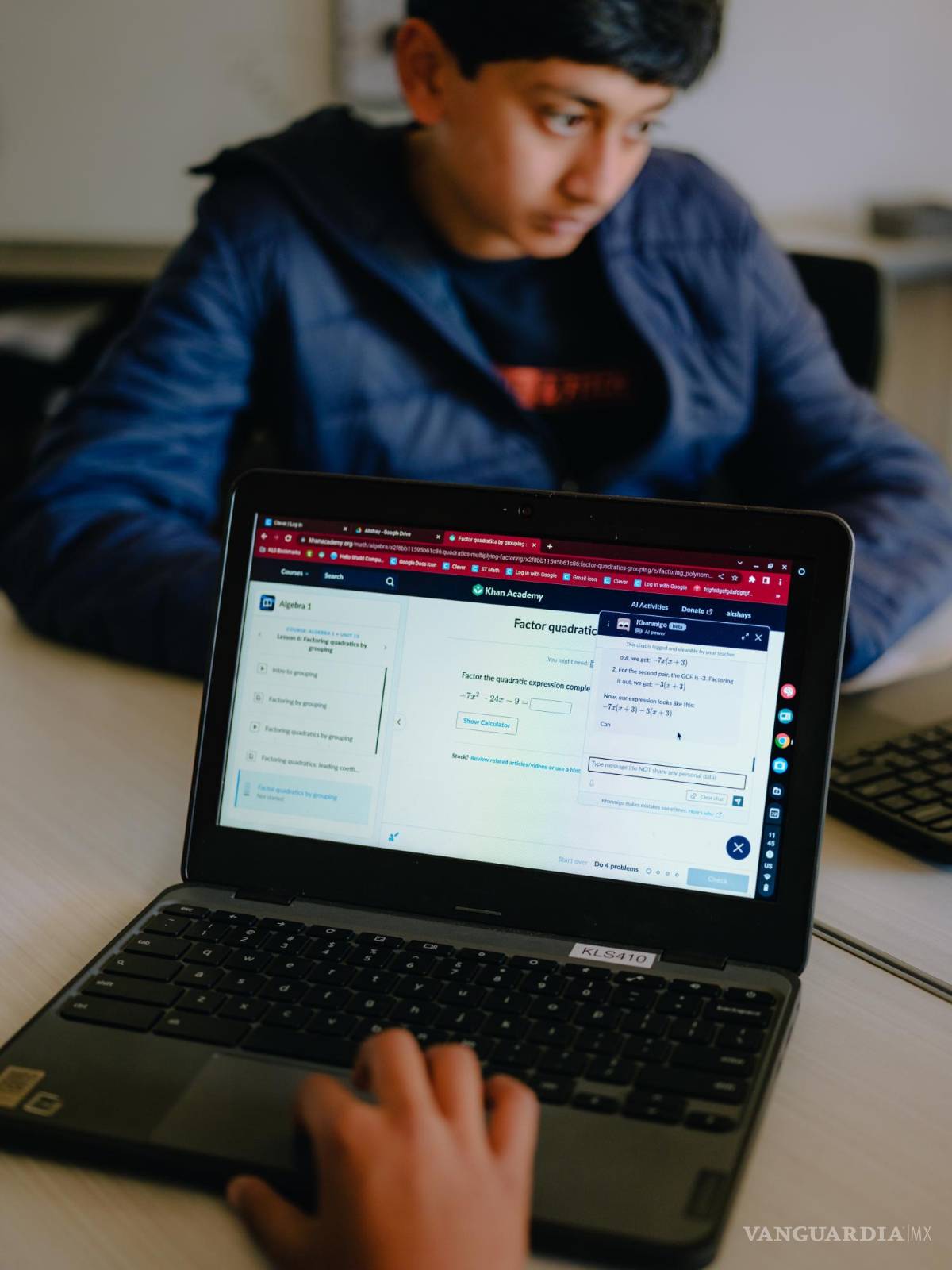 $!En la imagen se puede ver a Khanmigo, el nuevo tutor tecnológico que tienen los estudiantes en Khan Lab School.