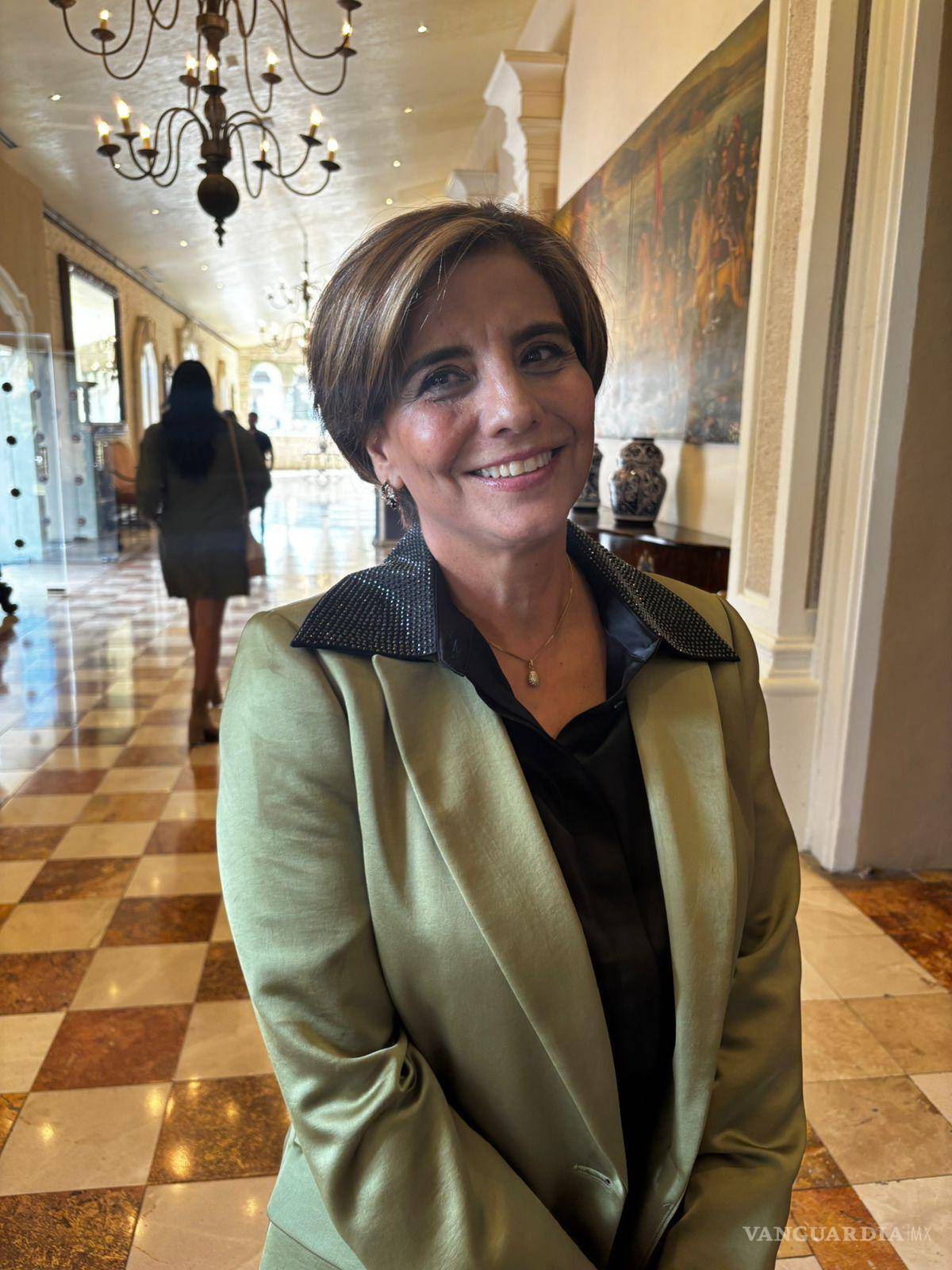 $!La fundadora, María de Lourdes Oyervides Valdés, destacó que el instituto nace con la misión de ofrecer formación académica de alta calidad.