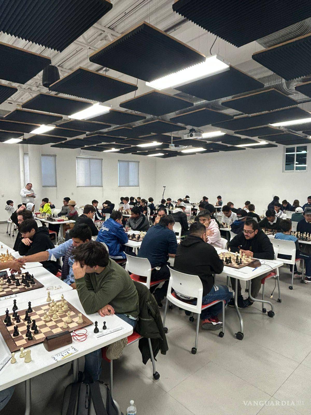 $!La categoría universitaria mostró talento excepcional en equipos coahuilenses.