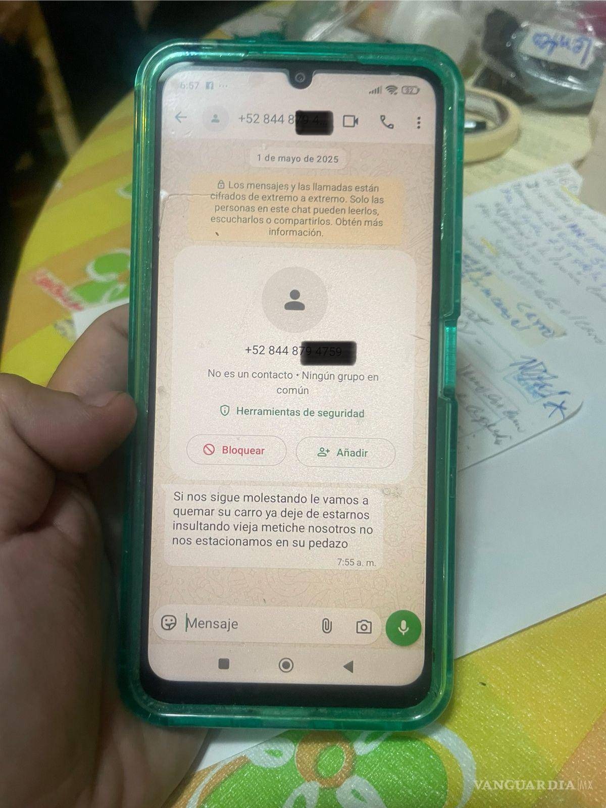 $!Denuncia señora de la tercera edad a vecinos destructores y agresivos; Fiscalía no le hace caso