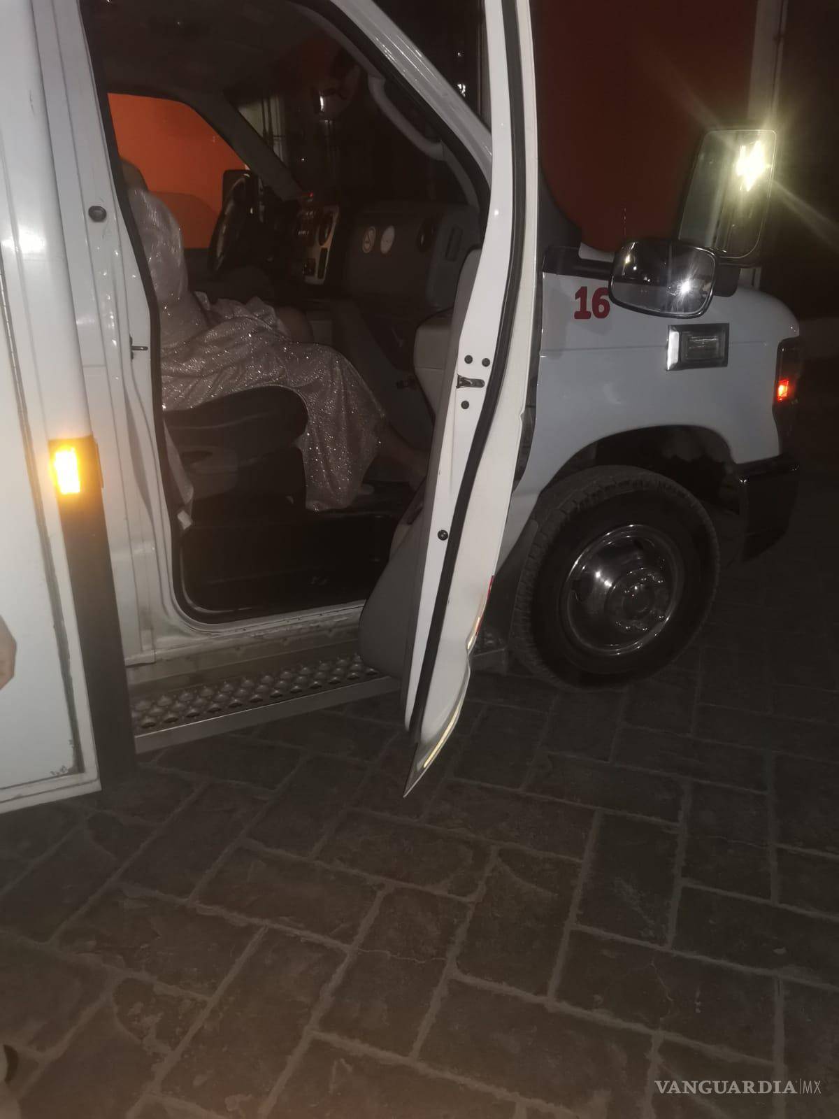 $!La mujer se encontraba en completo estado de ebriedad y no supo dar sus generales.