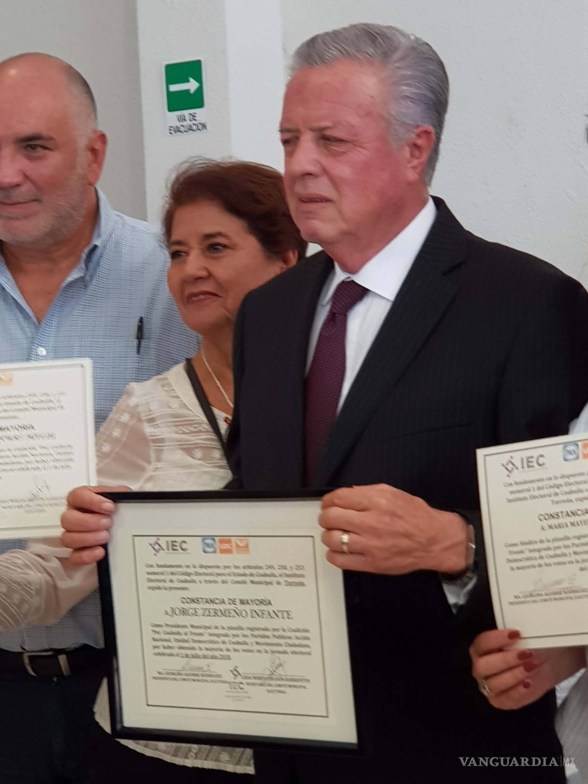 $!Recibe Jorge Zermeño constancia como ganador para alcalde de Torreón 2019-2021