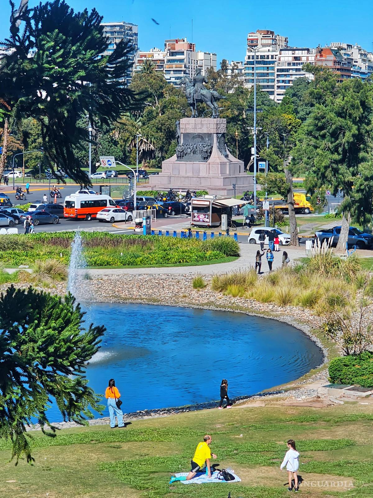 $!Plazoleta, en Buenos Aires, Argentina.