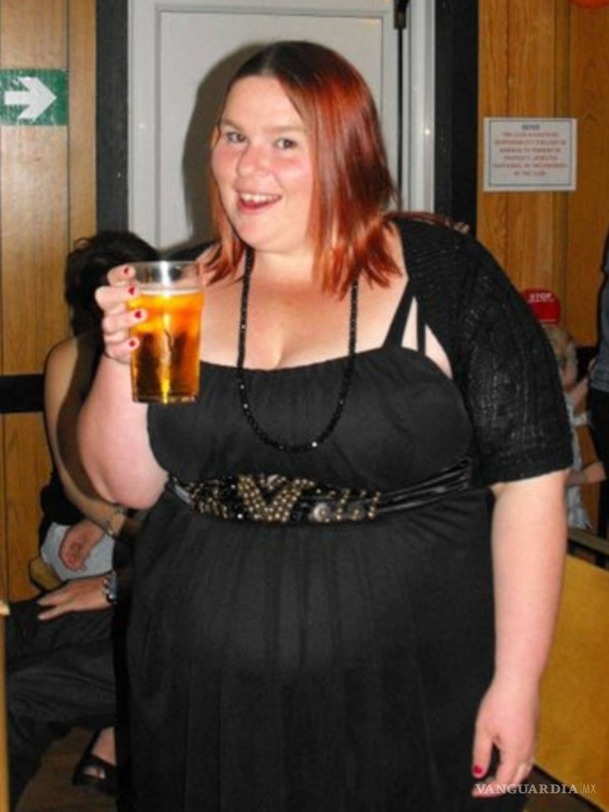 $!Mujer logró bajar la mitad de su peso después de abandonar el refresco