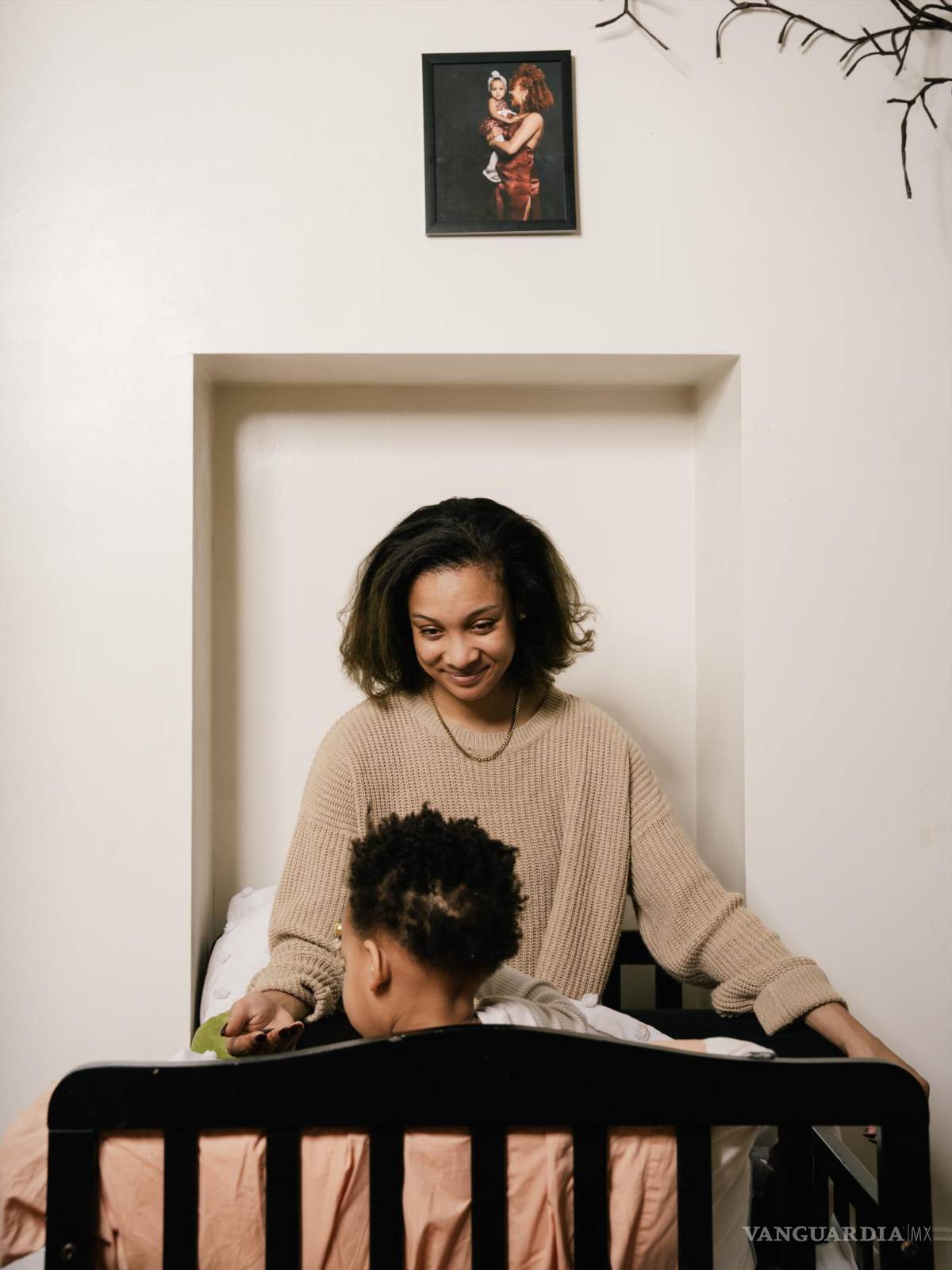 $!Sunni compartió cada paso de su proceso de aborto en un video en la plataforma de redes sociales, en su casa con su hija de dos años en Nueva York.