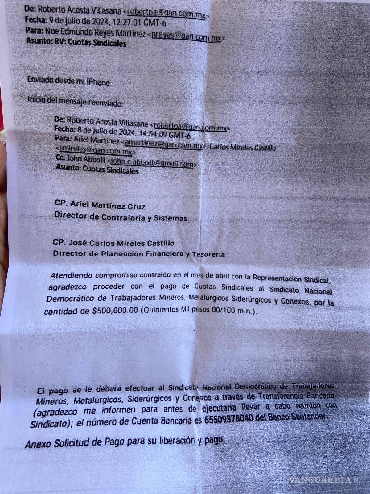 $!Los archivos difundidos muestran una transferencia de 500 mil pesos al Sindicato Nacional Democrático, la empresa lo niega.