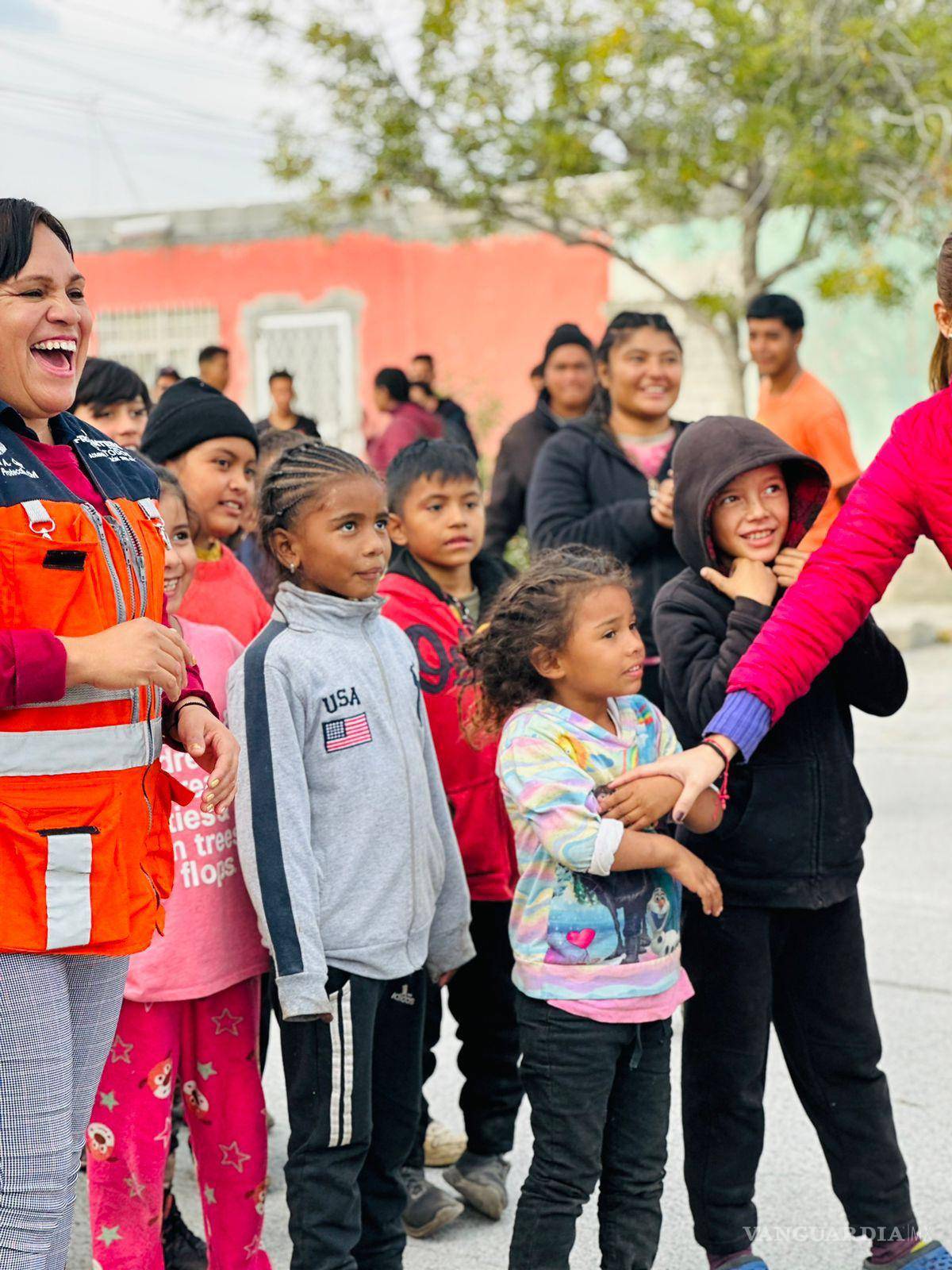 $!La emoción en los niños por el festejo no se podía ocultar.