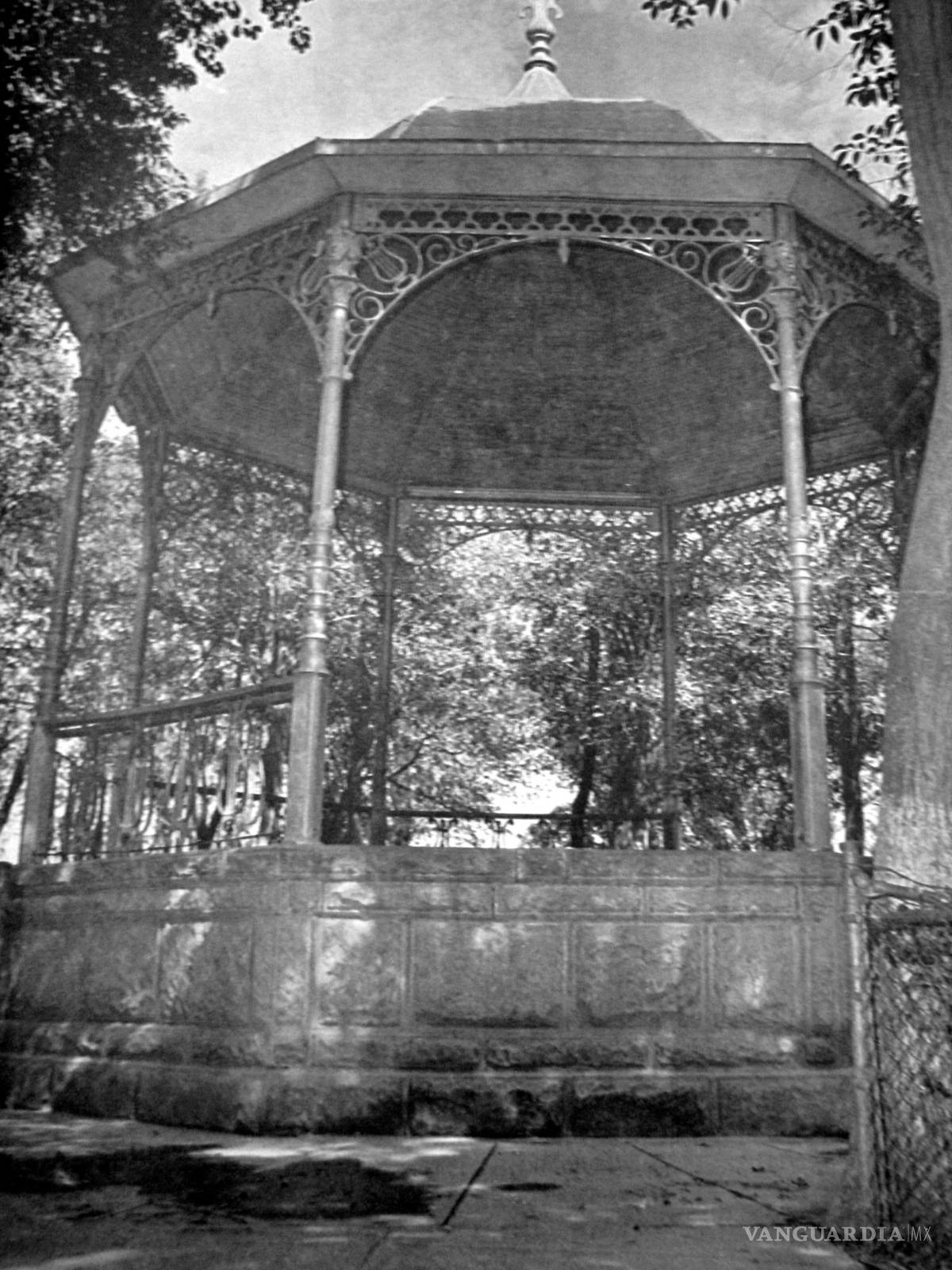 $!Quiosco de la plaza, ¿Dónde quedó?.