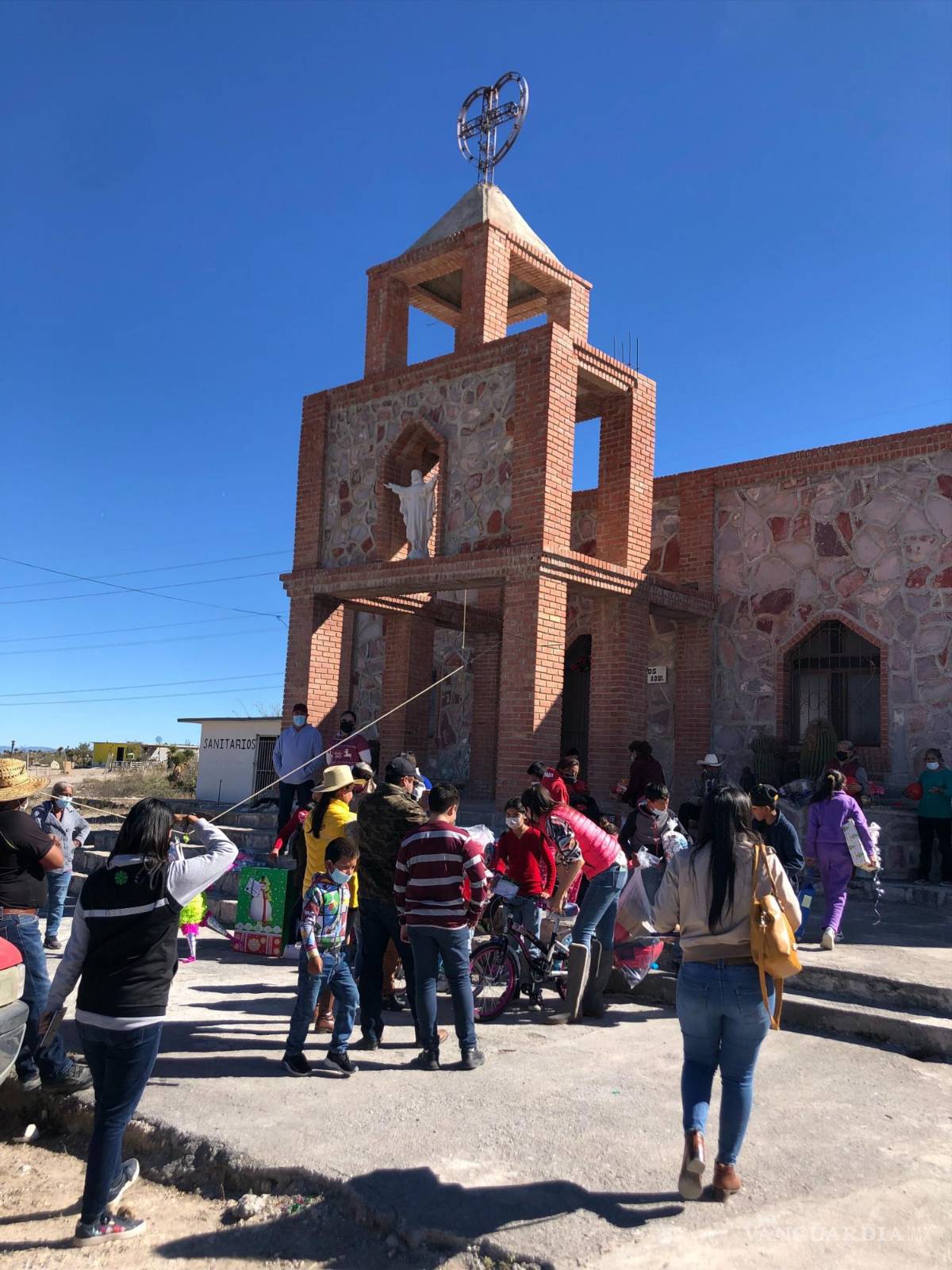 $!Vanguardia regala sonrisas/ Héctor García