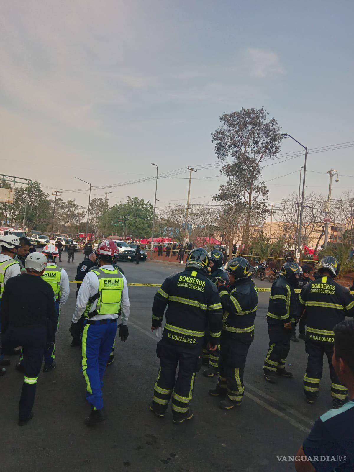 $!Helicóptero cayó en Coyoacán, en CDMX, reportan 3 muertos