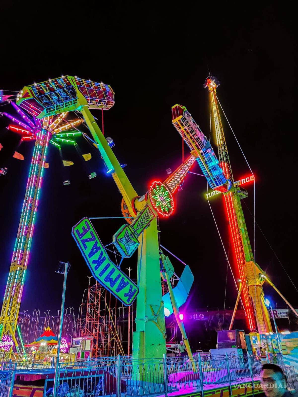 $!Vive la adrenalina en la Feria Saltillo con Espectaculares García y sus increíbles juegos mecánicos