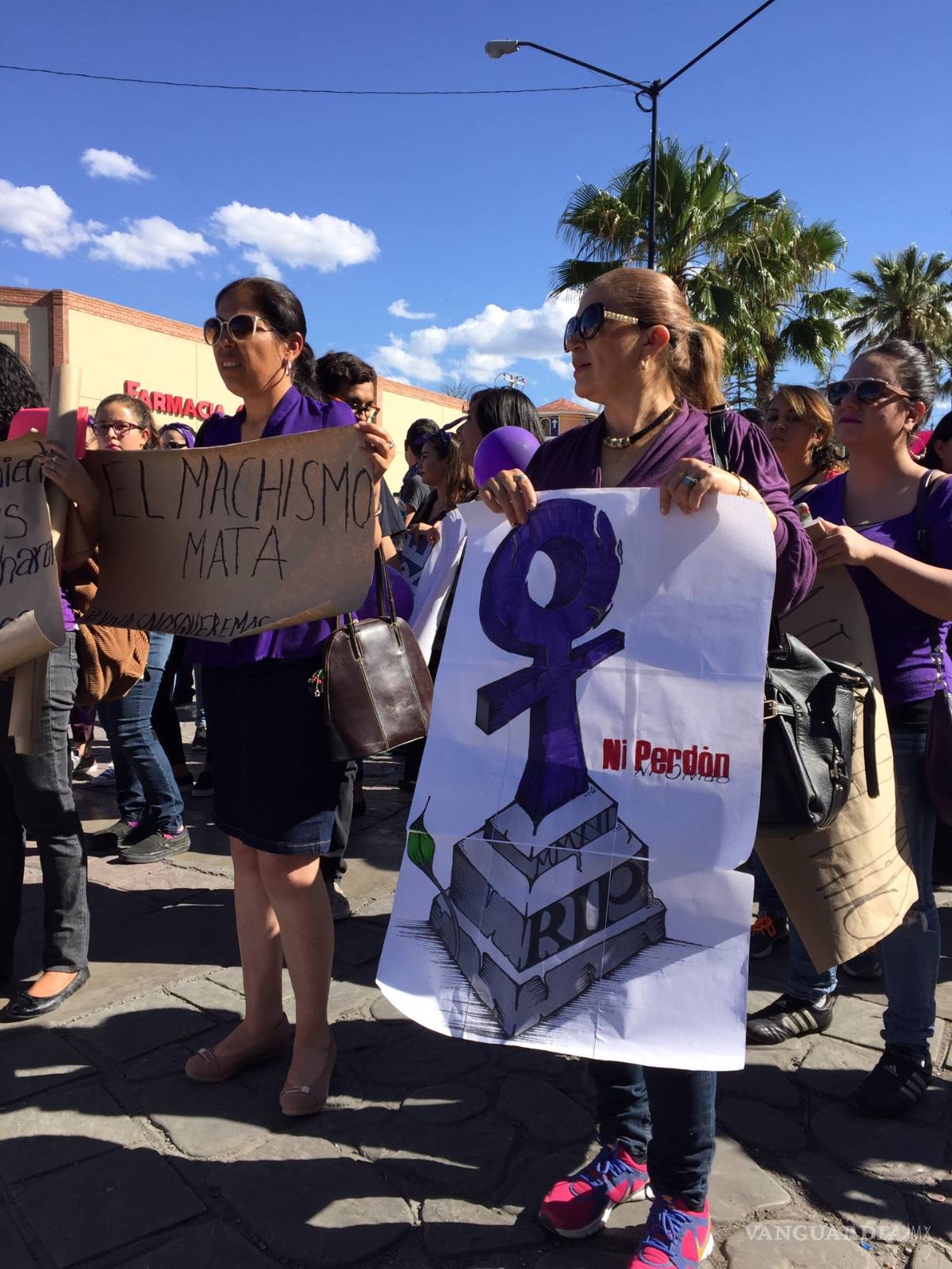 $!Saltillo se une a #Vivasnosqueremos (Fotos)