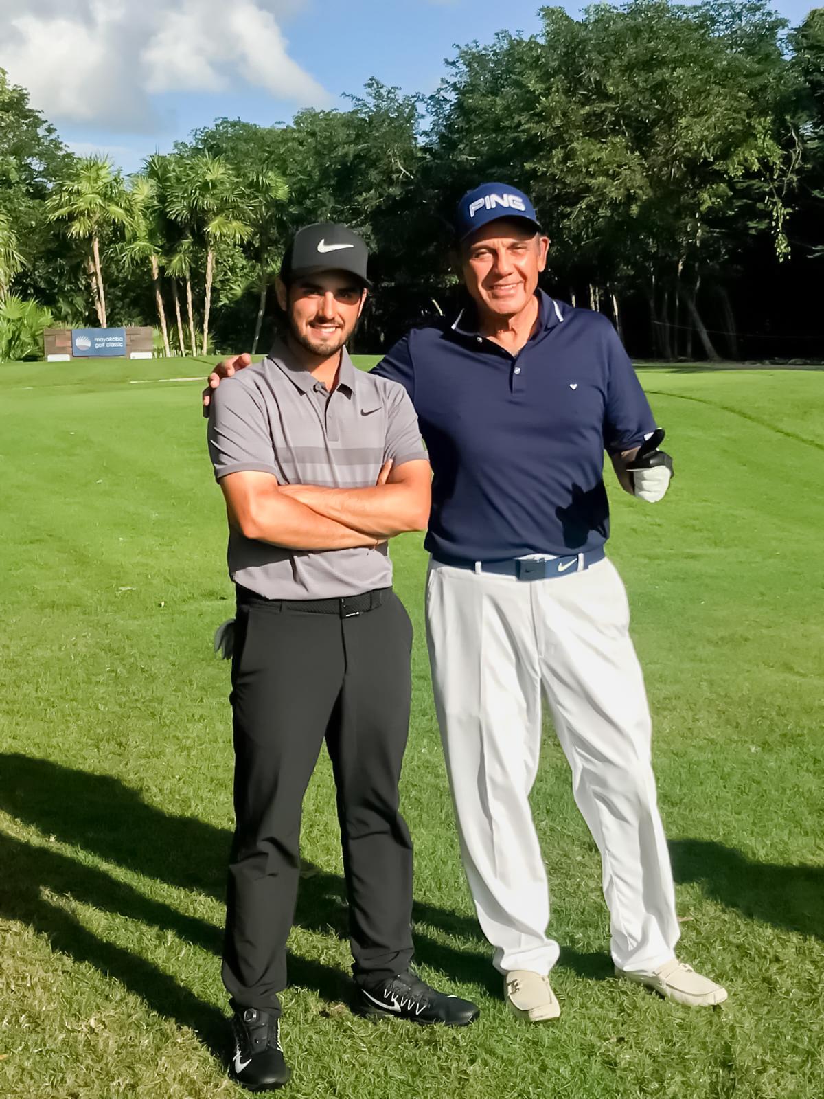 $!Amante del dominó y el golf, Víctor Mohamar recuerda con orgullo el día que compartió el campo con Abraham Ancer, el golfista profesional mexicano que juega en el PGA Tour.
