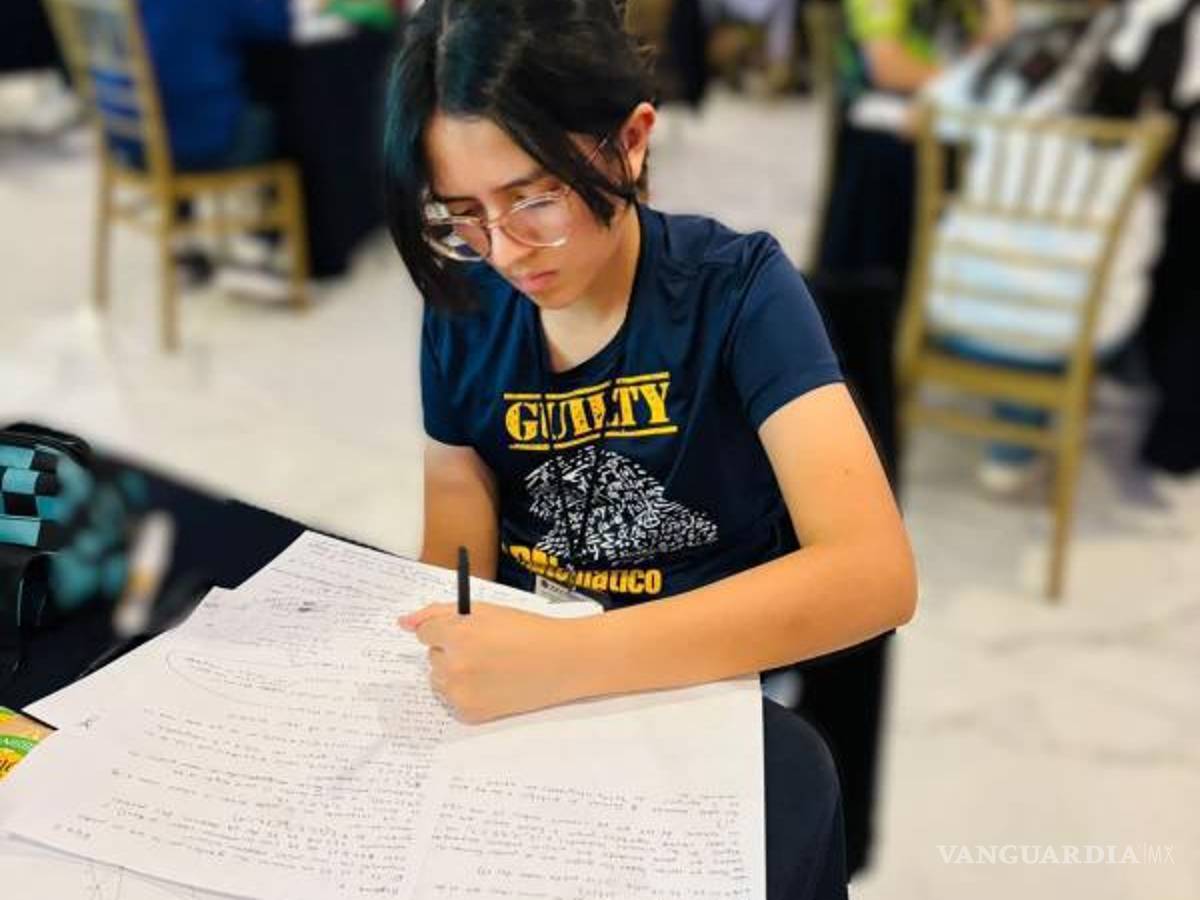 $!Valeria, estudiante del Instituto Latinoamericano de Saltillo, dedicó más de 300 horas de preparación junto a su maestro y compañera.