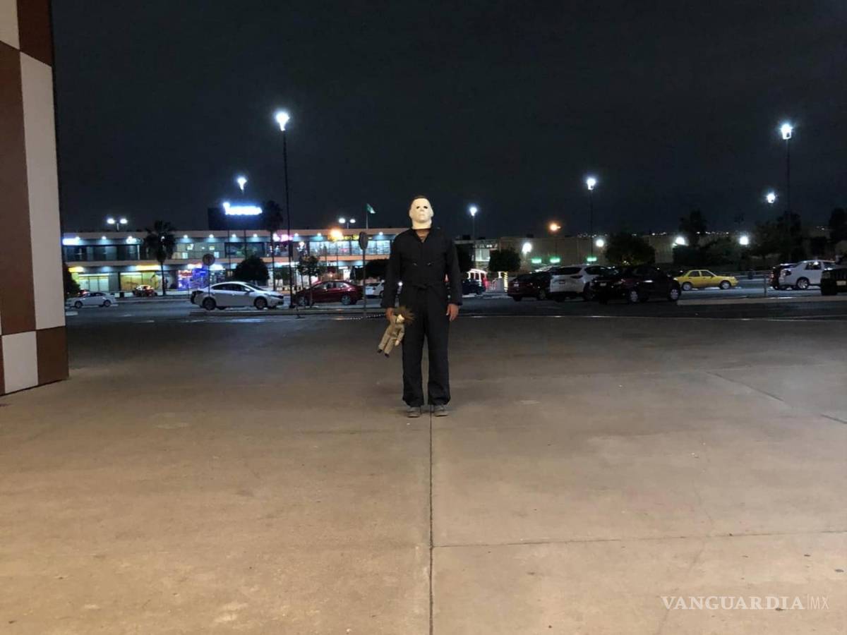 $!La visita al cine quedó filmada en videos y captada en fotografías.