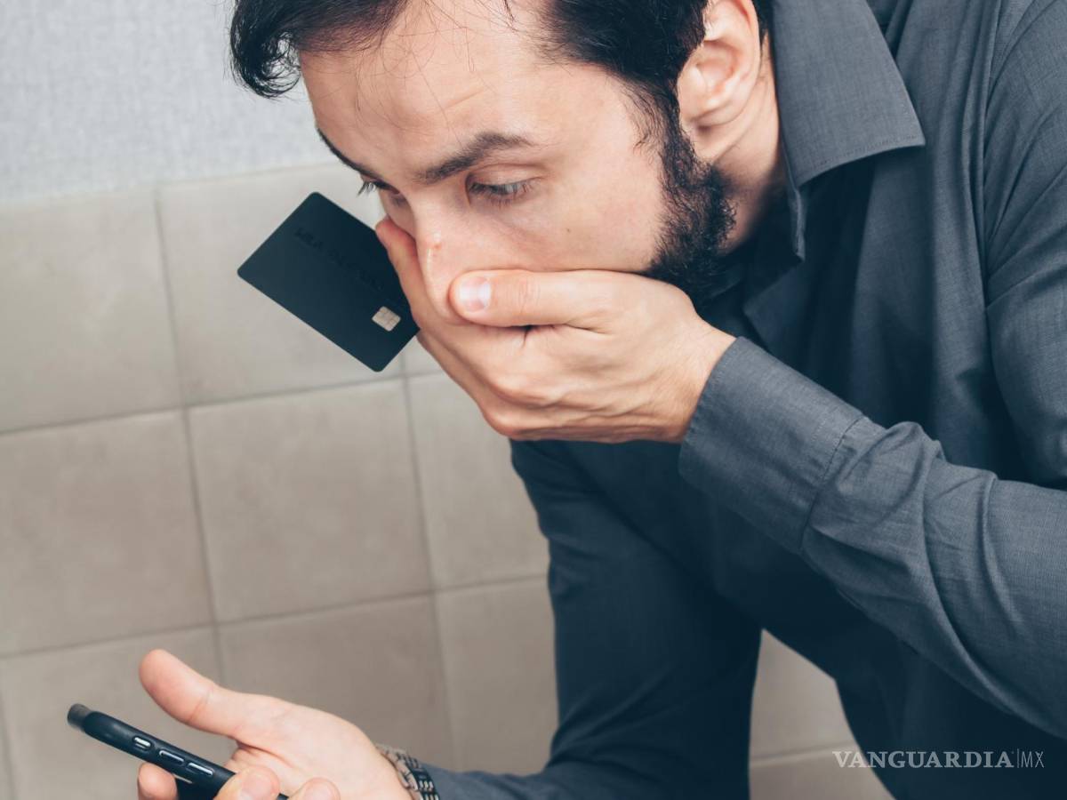 $!Sorpresa desagradable al revisar su cuenta bancaria.