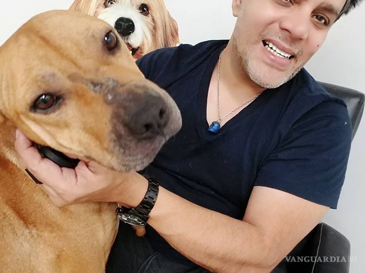 $!Raúl Julia-Levy acusa a Alejandro Fernández de maltrato animal