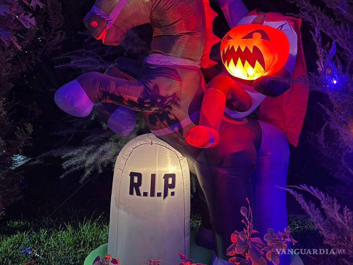 $!Las decoraciones combinaron el terror de Halloween con los colores tradicionales.