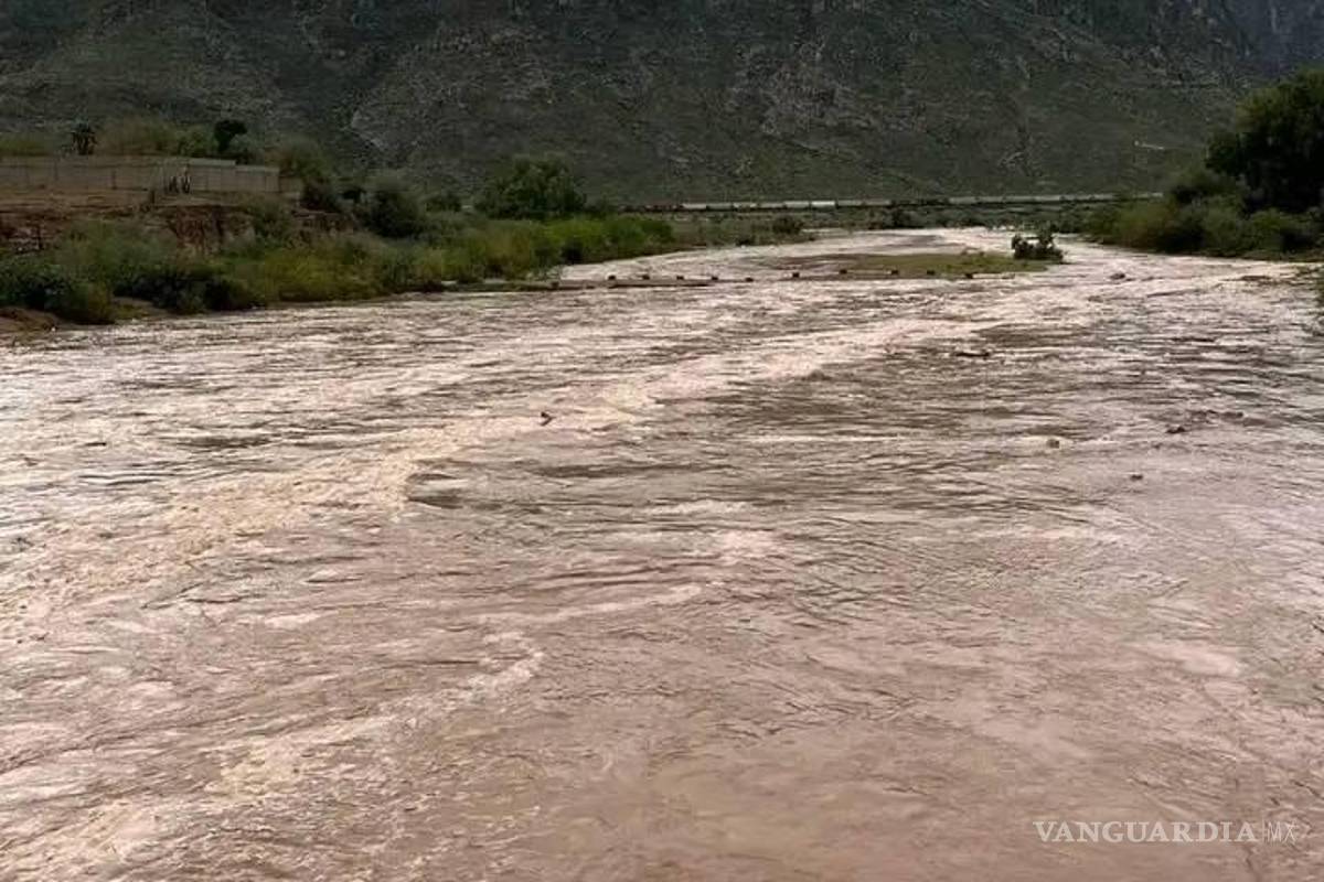 En alerta 15 comunidades de Viesca ante crecida del río Aguanaval; podrían evacuar