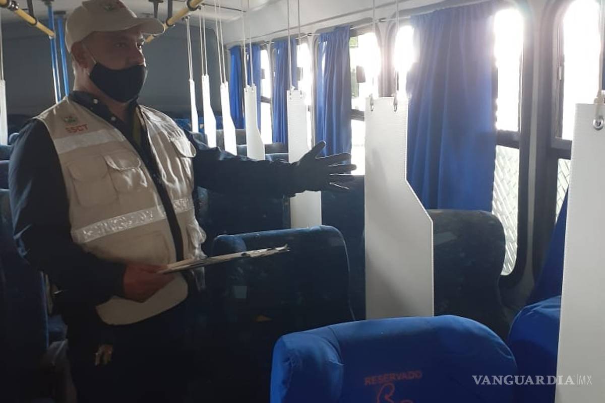 Equipan unidades del transporte de personal de Saltillo para evitar contacto entre usuarios