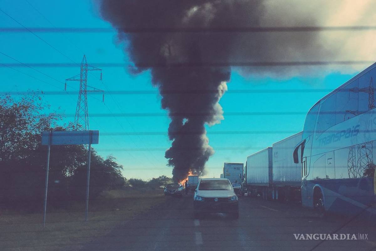 Reportan grave accidente entre una pipa y un autobús en Oyama, Tamaulipas; hay 3 muertos