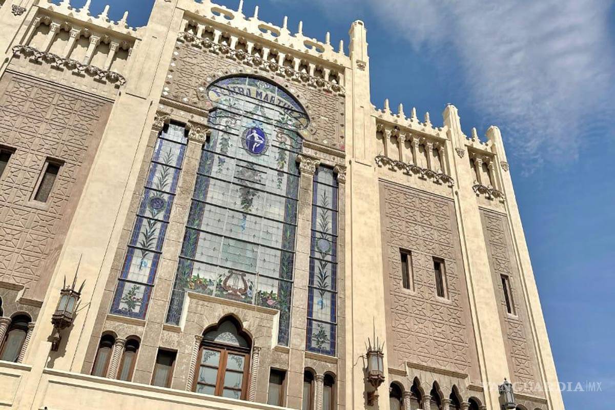 $!El Teatro Isauro Martínez es uno de los edificios más representativos del patrimonio cultural de Torreón.