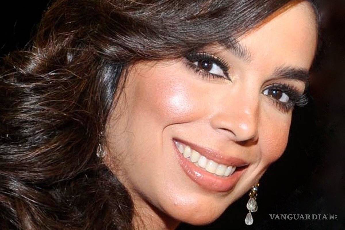 VIDEO ¡15 años después…Bibi Gaytán vuelve a los escenarios!