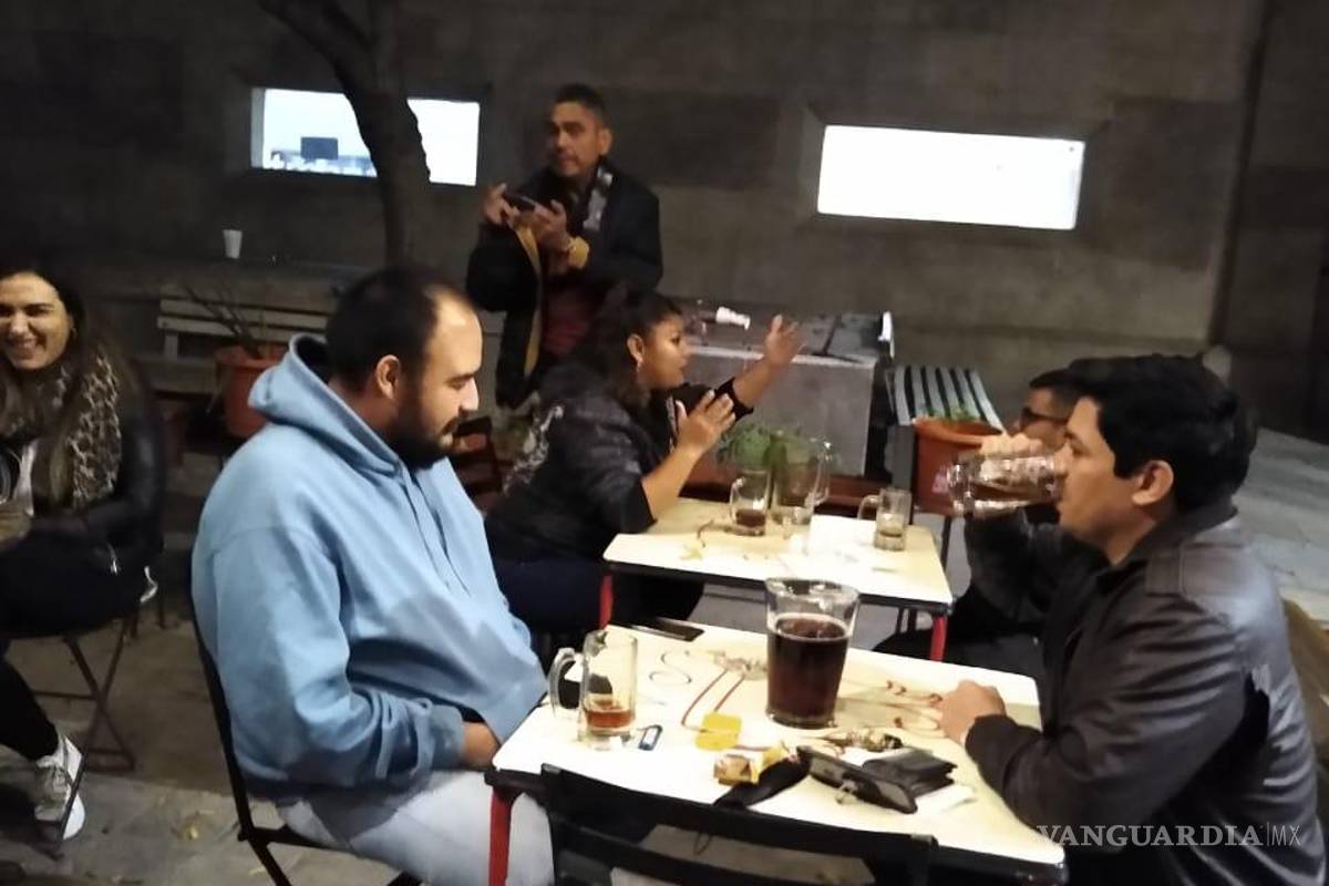 Convierten callejón de Ocampo en baño público; en pleno corazón del centro histórico