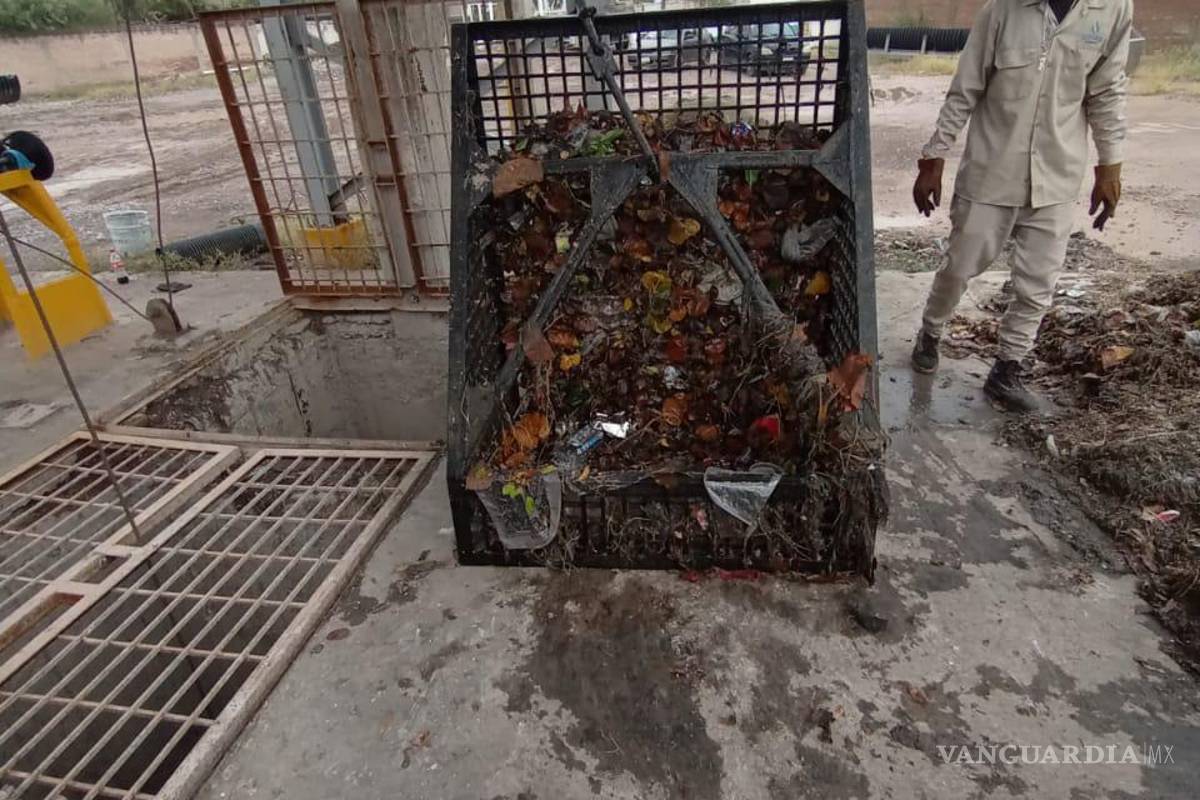 Retiran cinco toneladas de basura de los cárcamos del SIMAS Torreón