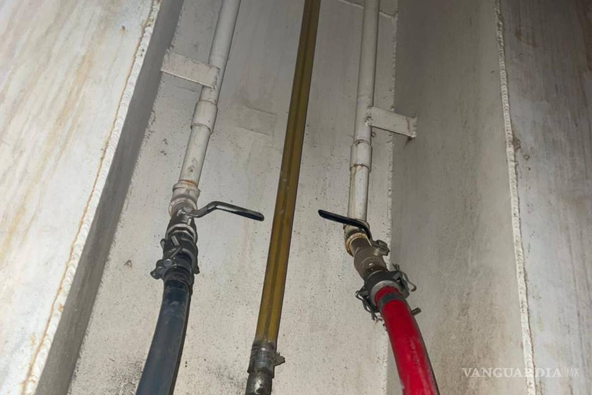 Aseguran 30 mil litros de hidrocarburo en inmueble, en NL