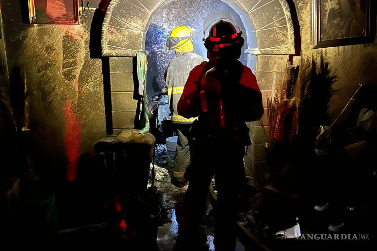 En ejido de Coahuila muere intoxicada doctora durante incendio; estaba embarazada