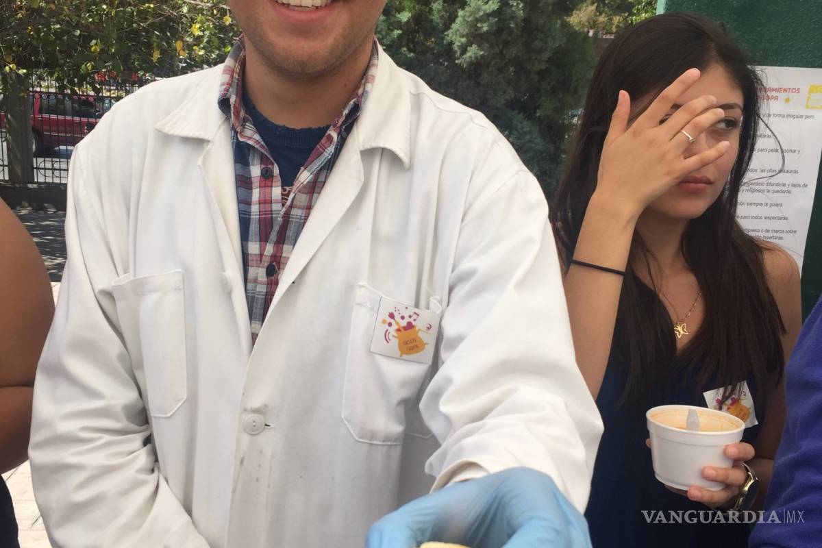 $!Alimentan con 'desperdicios' a estudiantes de Químicas de la UAdeC