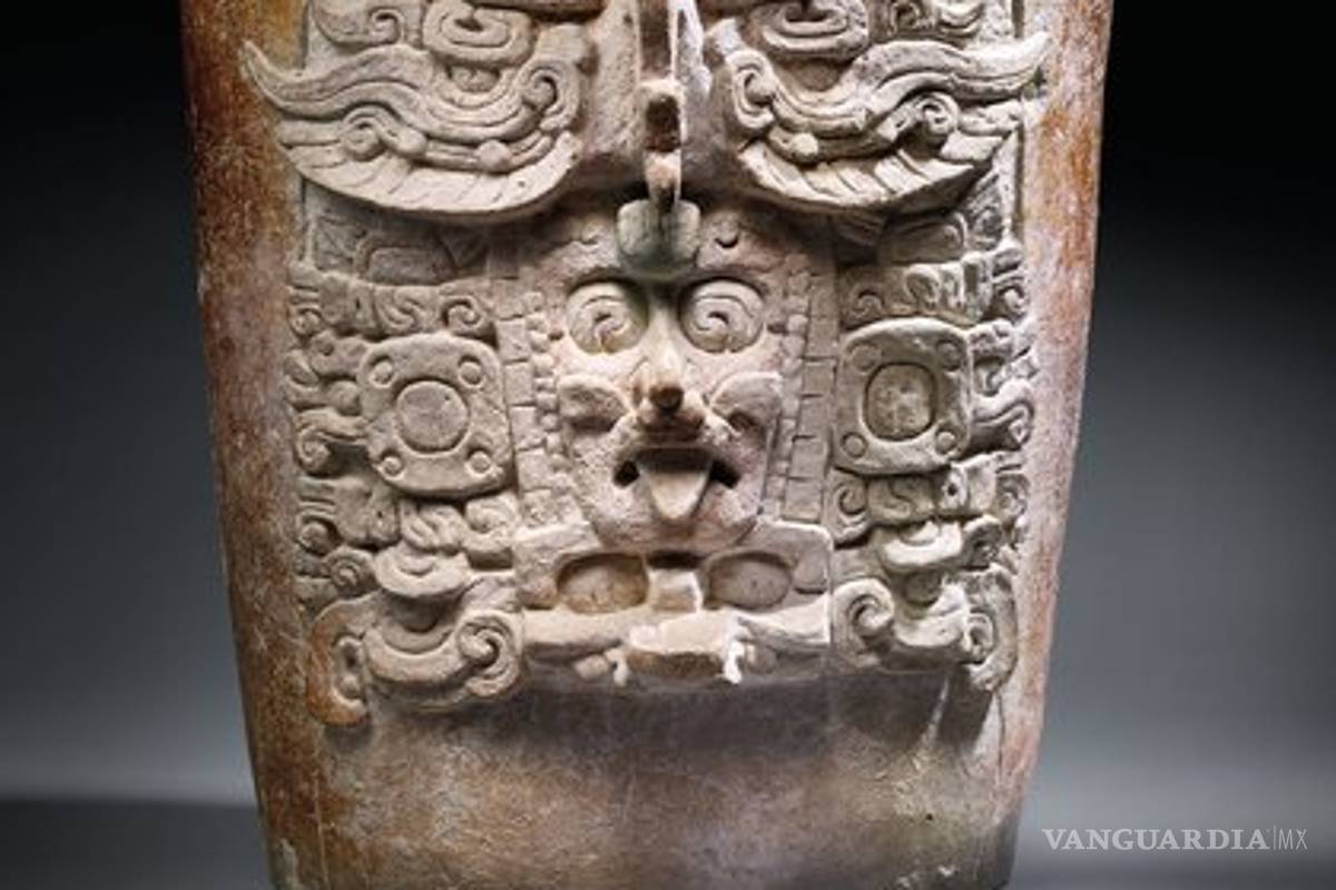 $!A pesar de las protestas Christie's subasta en millones de pesos piezas arqueológicas de Mesoamérica