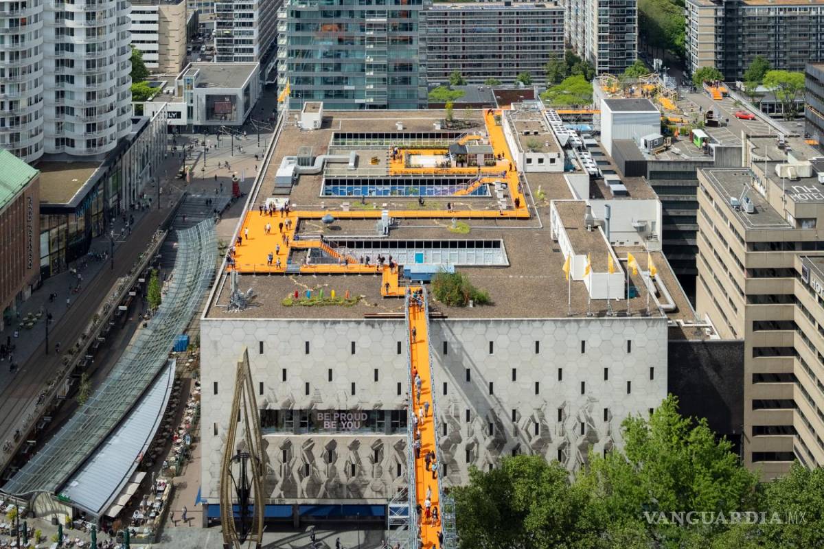 $!Paseo Rotterdam Rooftop Walk, parte del recorrido.