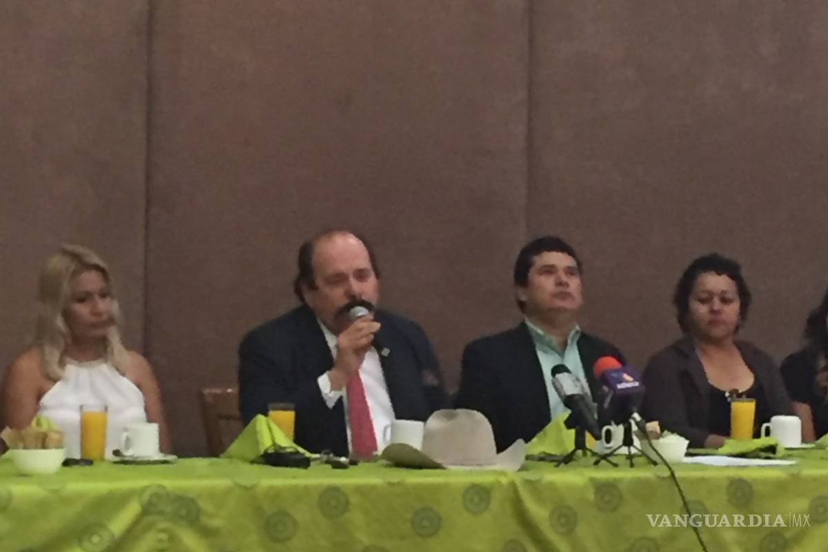 Se queja Armando Guadiana de abuso de autoridad de la policía