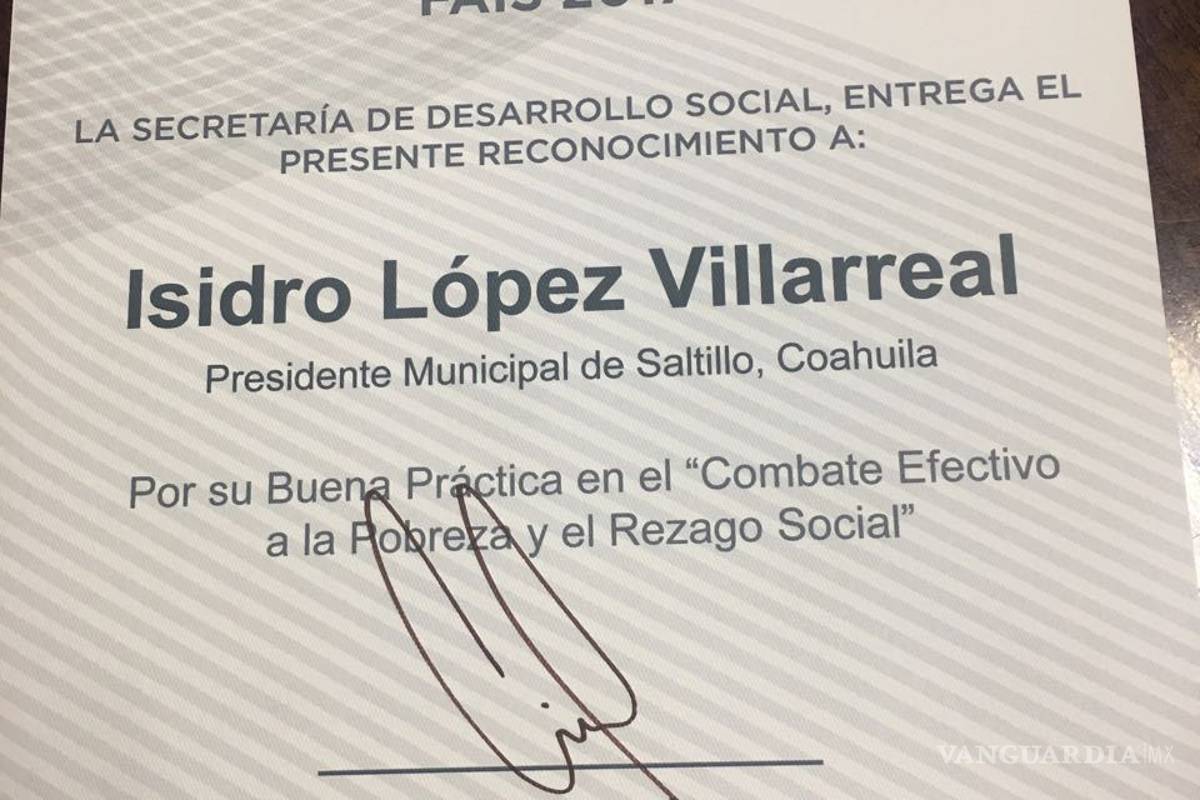 $!Isidro López reitera que sí recibió premio de Sedesol y muestra documentos