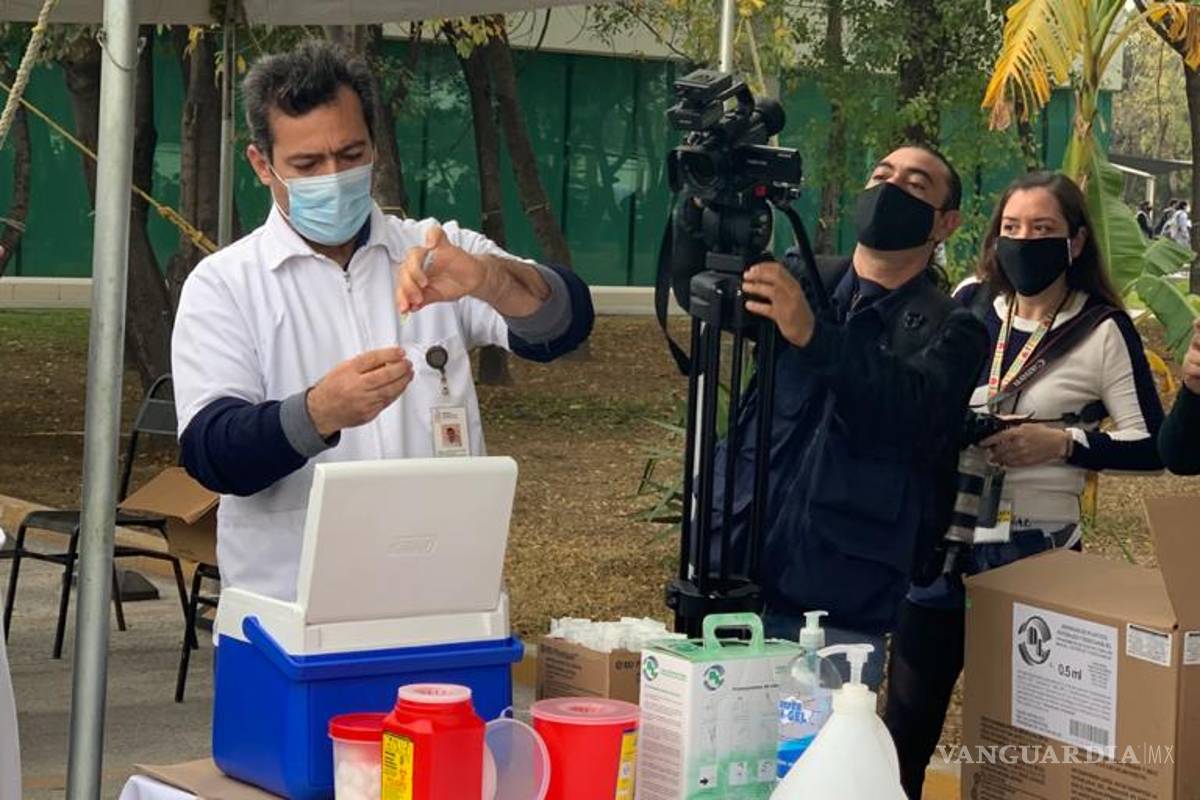 Arranca Nuevo León esquema de vacunación contra COVID-19