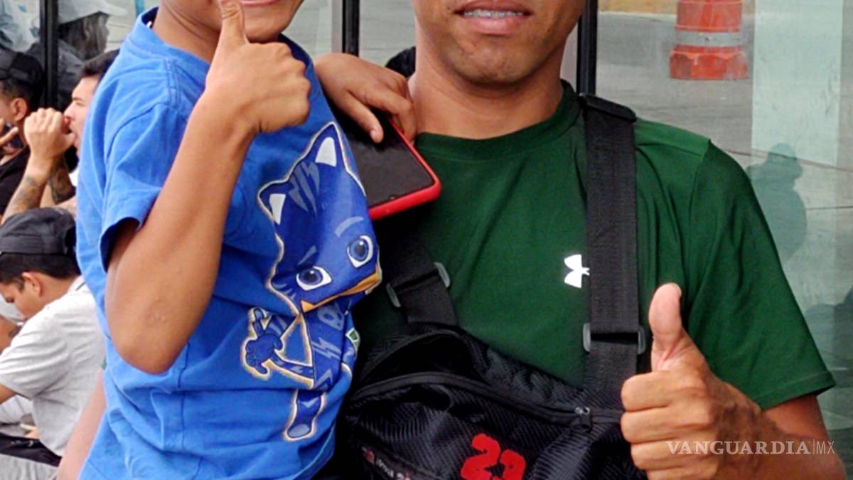 Migrante que estuvo en Saltillo presume en video que ya cruzó a EU