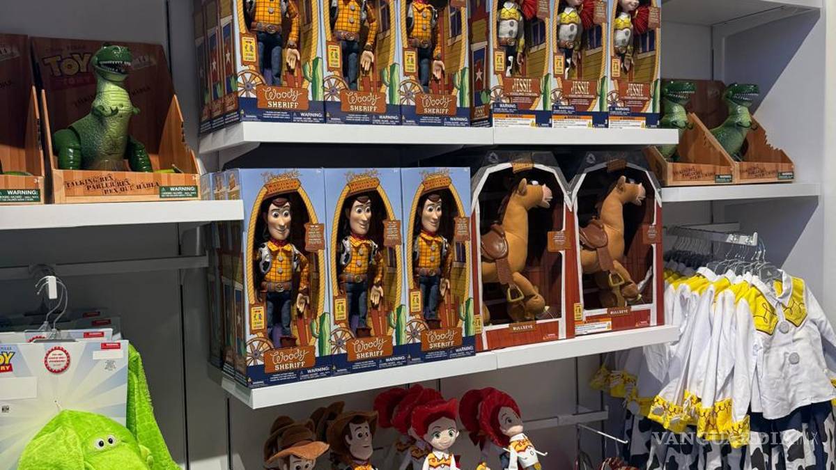 A una hora de Saltillo, inauguran la nueva Disney Store en Galerías Monterrey