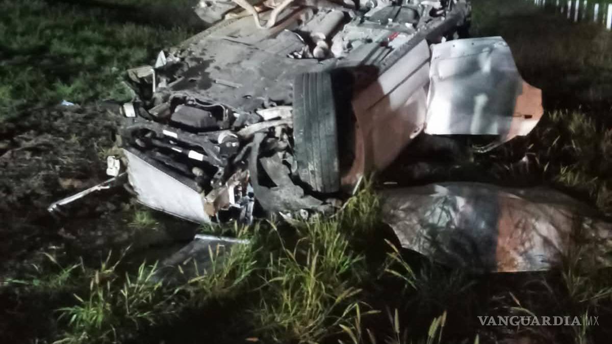 Mueren dos texanas en choque de su vehículo contra un venado en Nuevo León