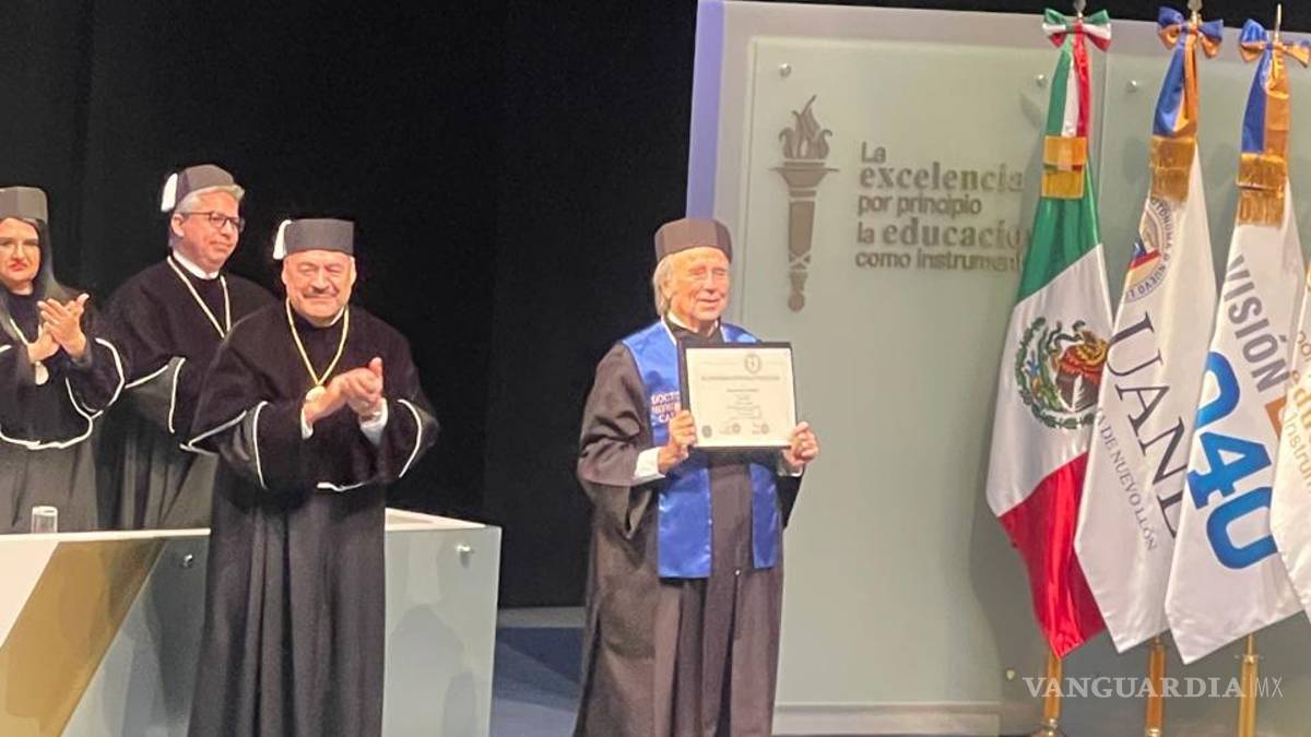 Recibe Doctorado Honoris Causa de la UANL, el cantautor Joan Manuel Serrat