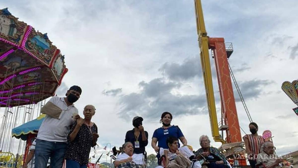 ‘Gozamos como chiquillos’; adultos mayores de asilo visitaron la Feria Saltillo (video)