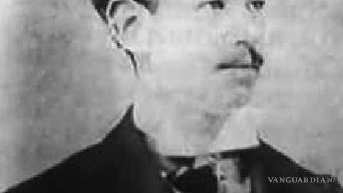 Personajes decimonónicos y negocios de la calle Morelos