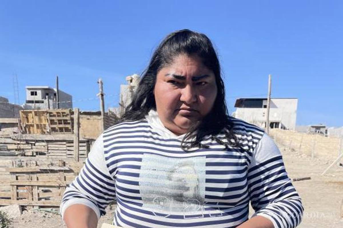 $!Sandra Leticia Torres Pérez solicitó la intervención de autoridades para liberar la vialidad y reparar los daños.