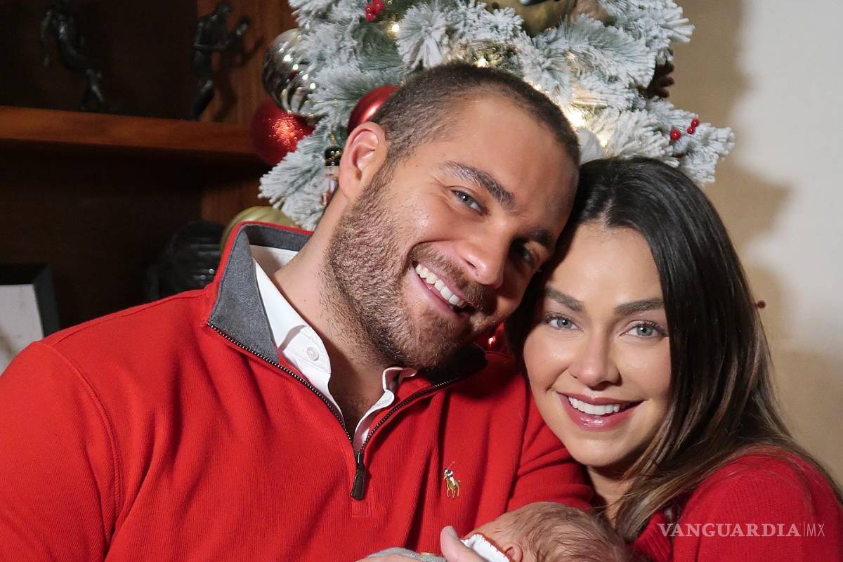 ¡Regalo decembrino! Presumen Claudia Martín y Carlos Said el nacimiento de su hijo Máximo